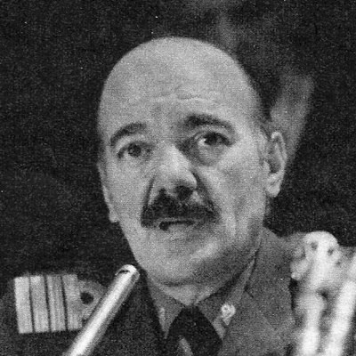 Capitán de Navío Héctor Bonzo